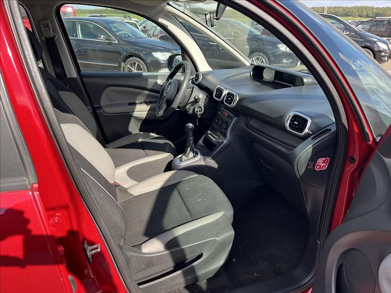 Citroën C3 Picasso 1,4 i KLIMA 4x DISK STK 9/2028 - fotka 10 z 38