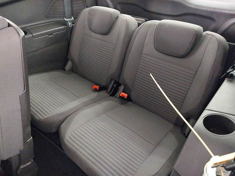 Ford Grand C-MAX (2016) 2.0 TDCi, 7 míst, Serv.kniha - fotka 22 z 22