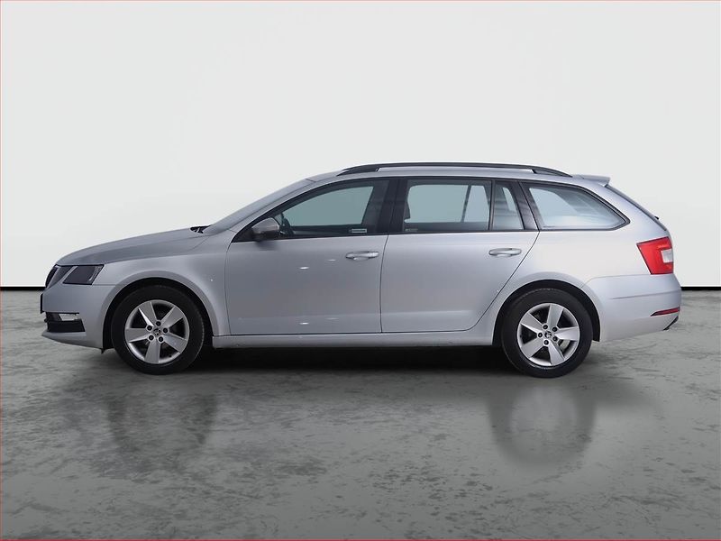 Škoda Octavia (2019) Ambition 1.6 TDI, Serv.kniha - fotka 3 z 19