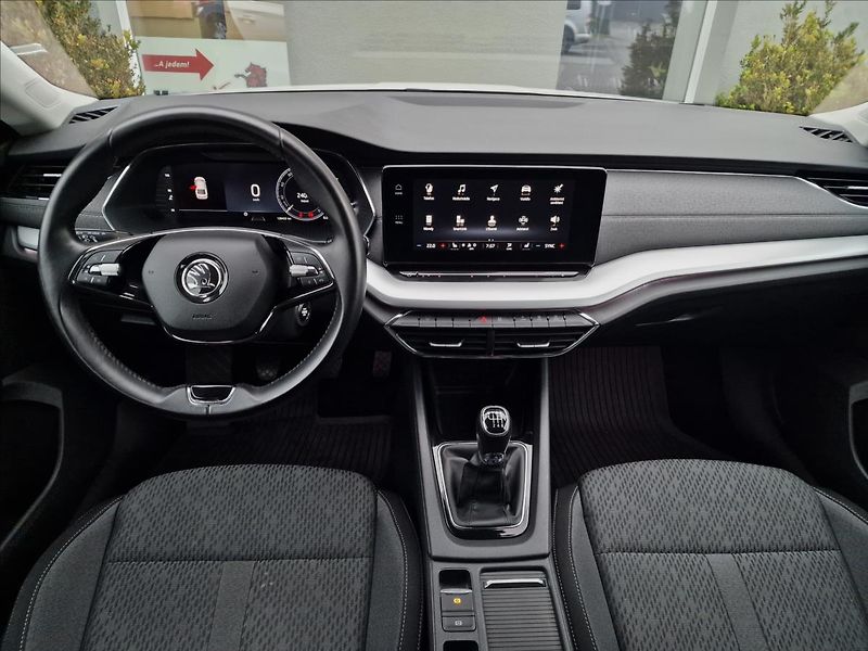 Škoda Octavia 2.0 TDI Style,původ ČR,1.Maj. - fotka 23 z 50