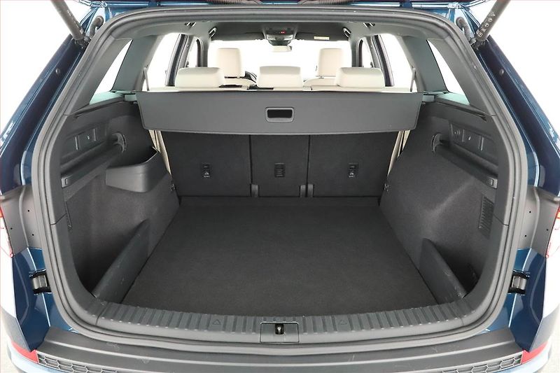 Škoda Kodiaq (2023) Laurin&Klement 2.0 TDI - fotka 19 z 20