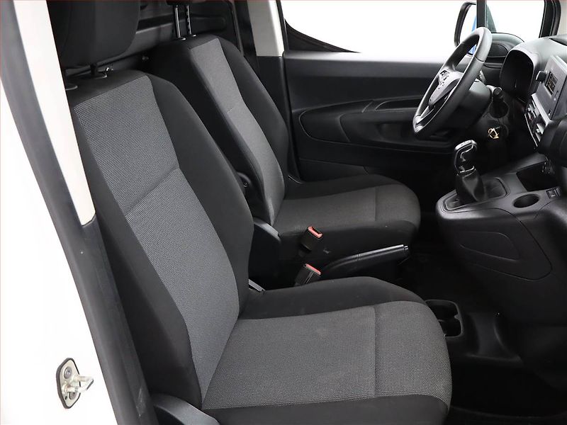 Opel Combo (2020) Maxi 1.5 CDTI, ČR, DPH - fotka 7 z 12