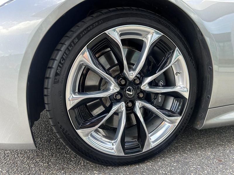 Lexus LC 500 Sport+ 5.0 V8 - fotka 9 z 34