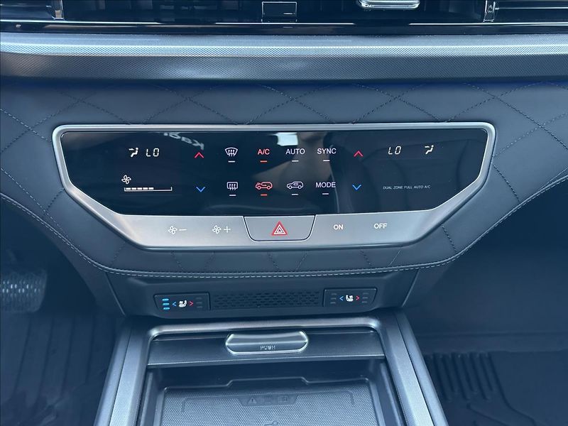 KGM Rexton 2,2 e-XDI 148kW AWD Premium - fotka 37 z 39