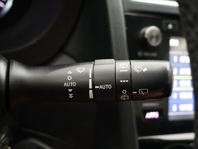 Subaru Forester 2,0 i-L 110kW Comfort 4x4 CZ - fotka 18 z 32