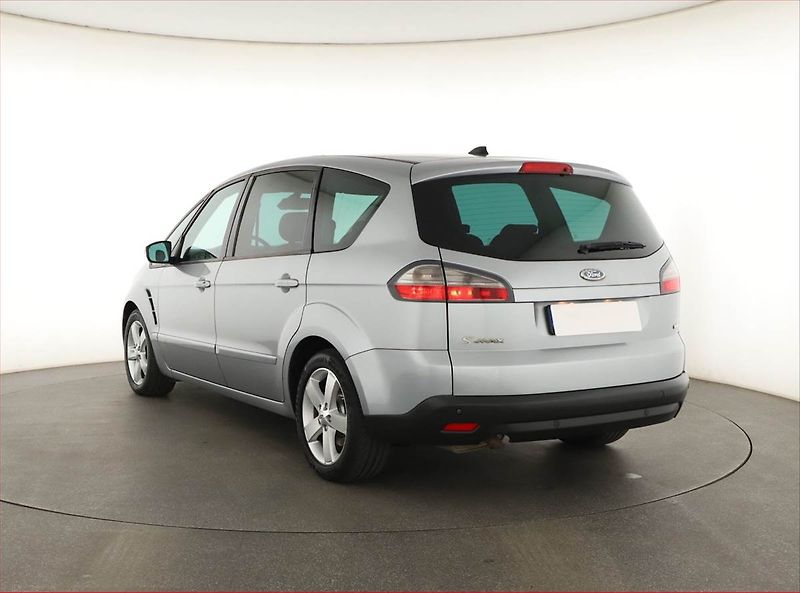 Ford S-MAX (2007) 2.0 TDCi, po STK, Tažné - fotka 4 z 16