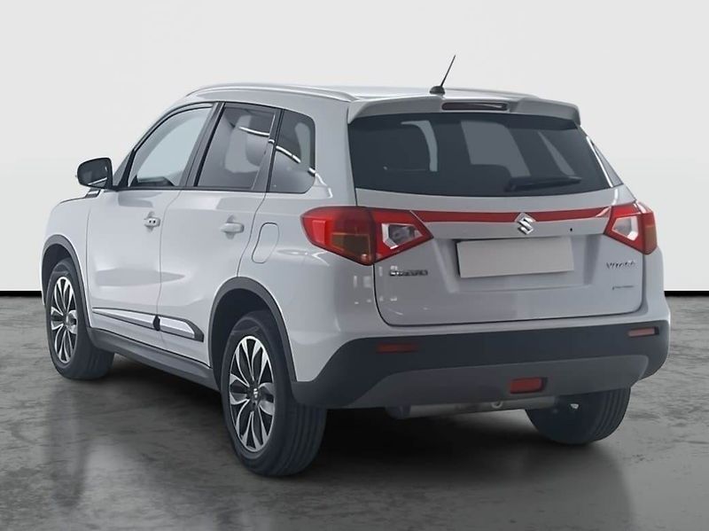 Suzuki Vitara (2016) 1.6 DDiS, 4X4, Kůže, Navi - fotka 4 z 21