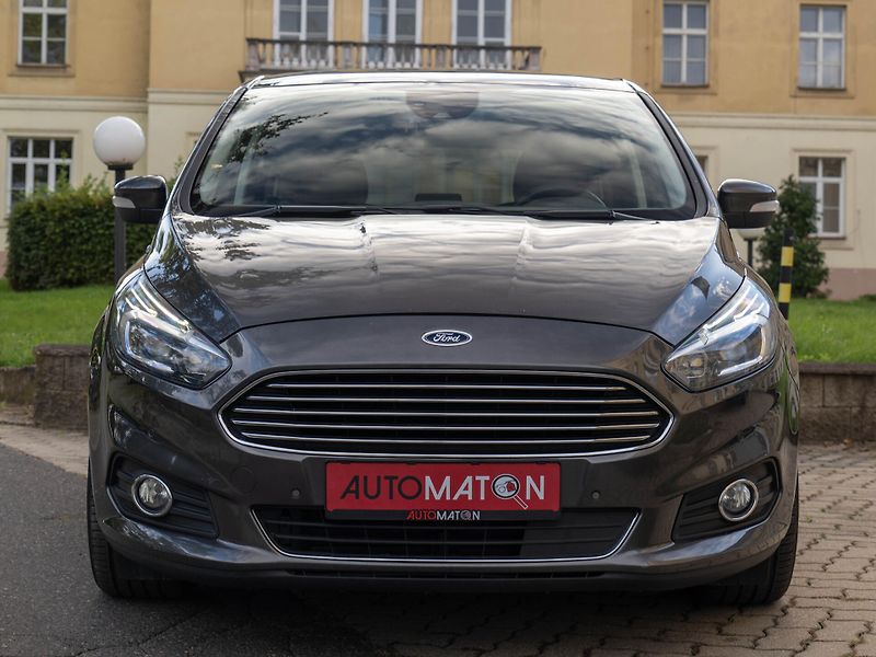 Ford S-MAX 2.0 Kůže Panorama 7 míst Tažné - fotka 2 z 52