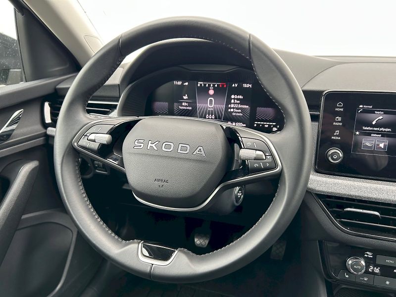Škoda Scala (2025) Selection 1.0 TSI 85 kW - fotka 10 z 34