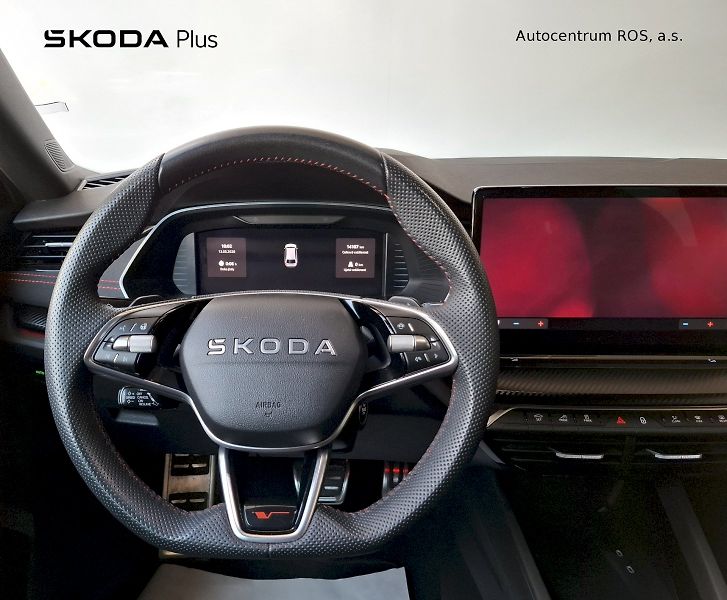 Škoda Octavia (2025) combi RS 2,0 TSI 195 KW 7-STUP - fotka 5 z 43