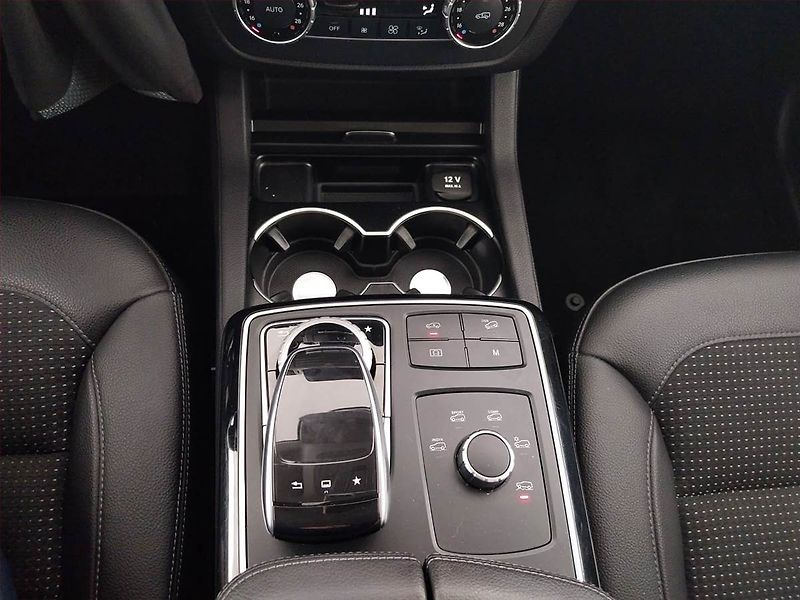 Mercedes-Benz GLE (2016) 350 d - fotka 16 z 24