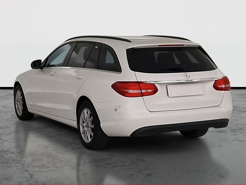 Mercedes-Benz Třídy C (2017) C 180, Automat, Kůže, Navi - fotka 4 z 23