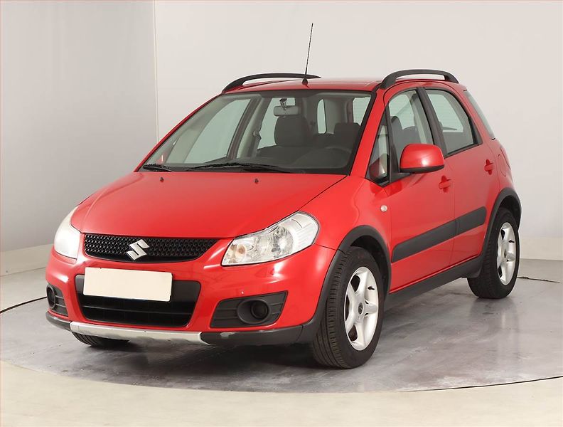 Suzuki SX4 (2012) 1.6 VVT - fotka 2 z 17
