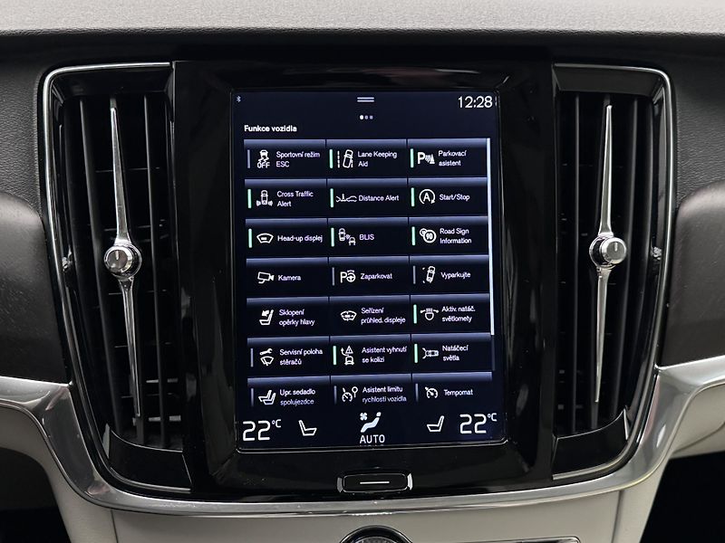 Volvo V90 CC D5 AWD PRO POLESTAR CZ AUT  - fotka 30 z 42