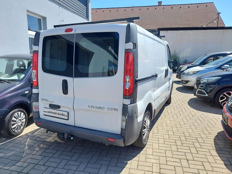 Opel Vivaro (2009) 2.0CDTi-84kW - fotka 6 z 22