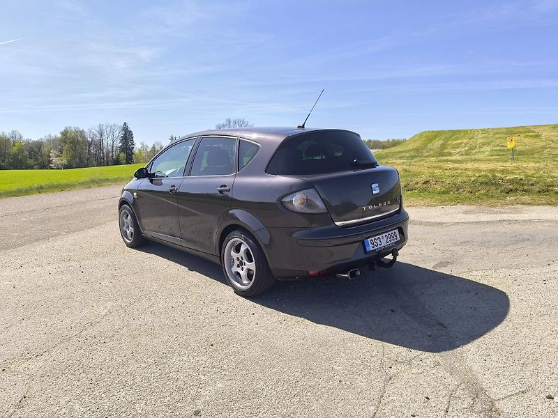 Seat Toledo (2005) 1.9 TDi - fotka 5 z 28