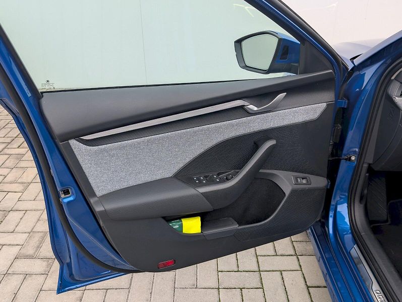 Škoda Octavia (2025) 1.5 TSI / 110 kW Top Selection - fotka 25 z 30