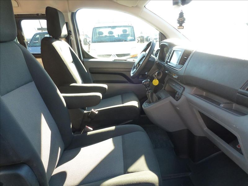 Citroën SpaceTourer 1,5 BHDI L2 Long 8míst TZ klim - fotka 29 z 49