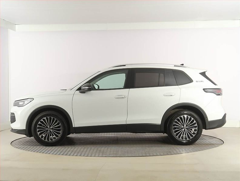 Volkswagen Tiguan (2025) Life 1.5 eTSI, digi klima - fotka 3 z 23