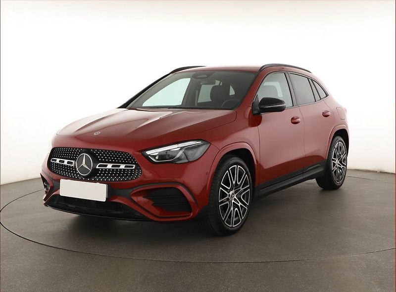 Mercedes-Benz GLA (2025) 200, AMG Line - fotka 2 z 19