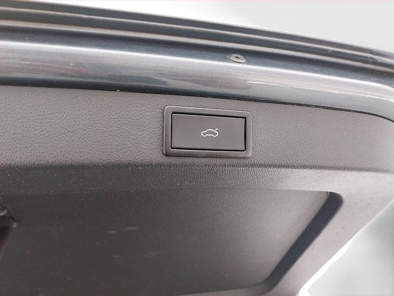 Škoda Octavia (2015) Laurin&Klement 2.0 TDI, 4X4 - fotka 23 z 31