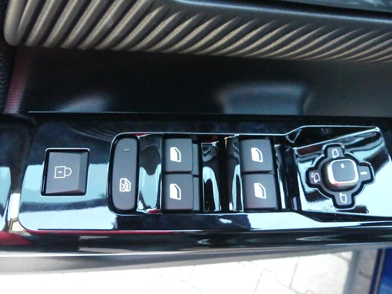 Citroën C5 Aircross (2026) PLUS Hybrid 145k Automatic - fotka 17 z 20