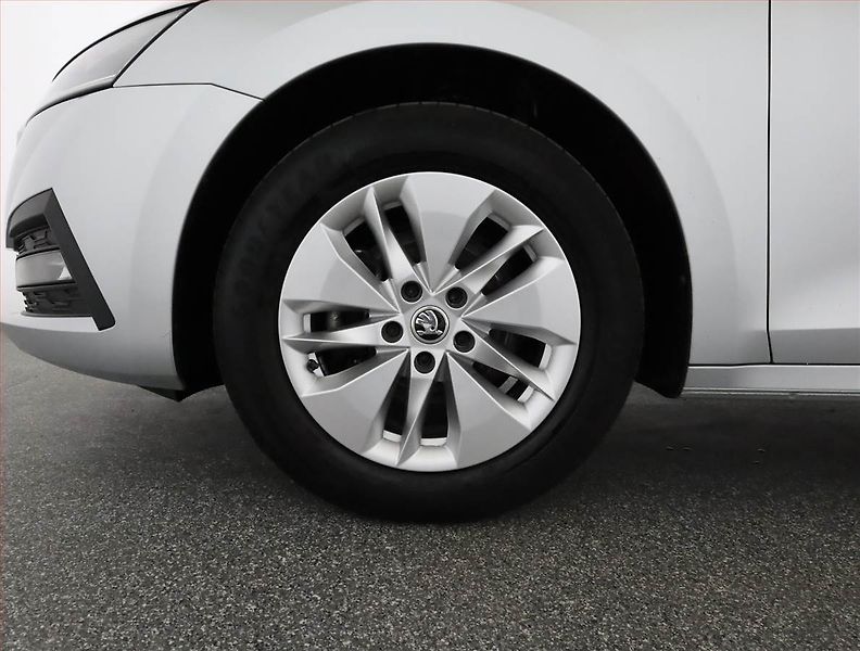 Škoda Octavia (2022) Ambition 2.0 TDI, ČR,1.maj - fotka 16 z 16