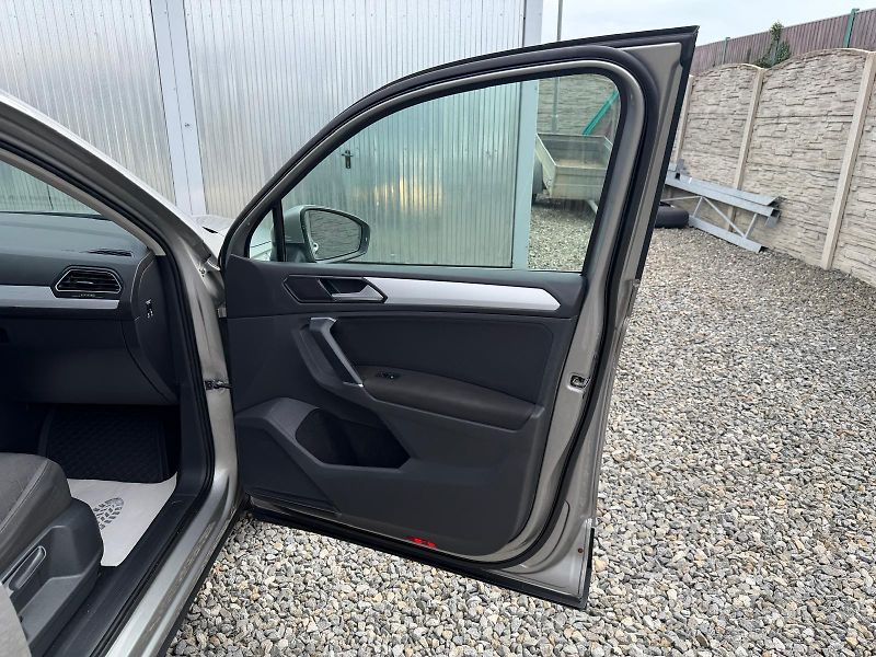 Volkswagen Tiguan 2.0TDi 150PS 4x4 DSG ACC NAVI! - fotka 46 z 160
