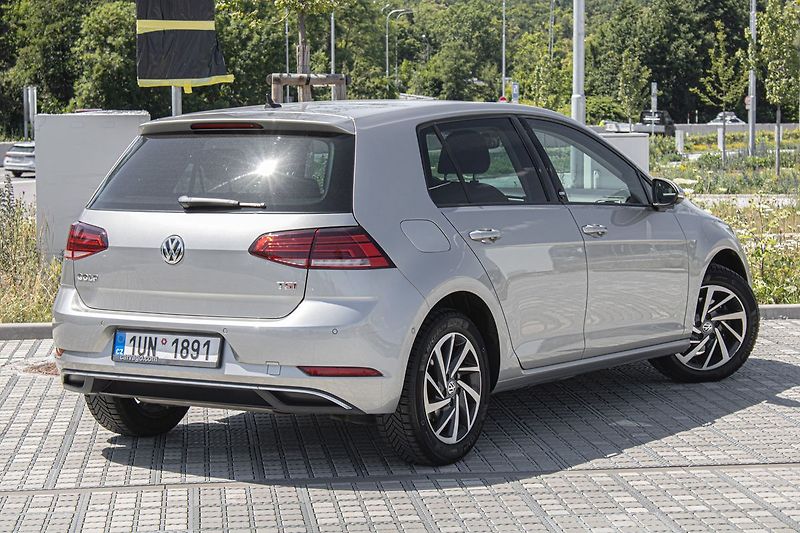 Volkswagen Golf - fotka 5 z 25