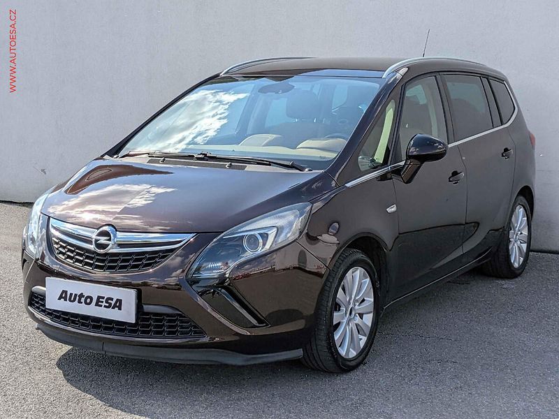 Opel Zafira (2014) 2.0CDTi, ČR, AAC, ČR, tempo - fotka 3 z 16