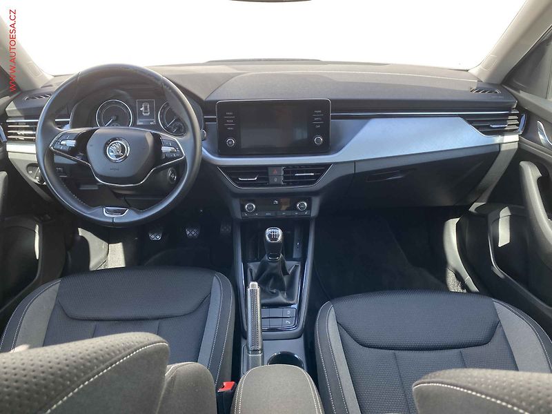 Škoda Kamiq (2023) 1.0 TSi, TOUR, LED, kamera, - fotka 8 z 20
