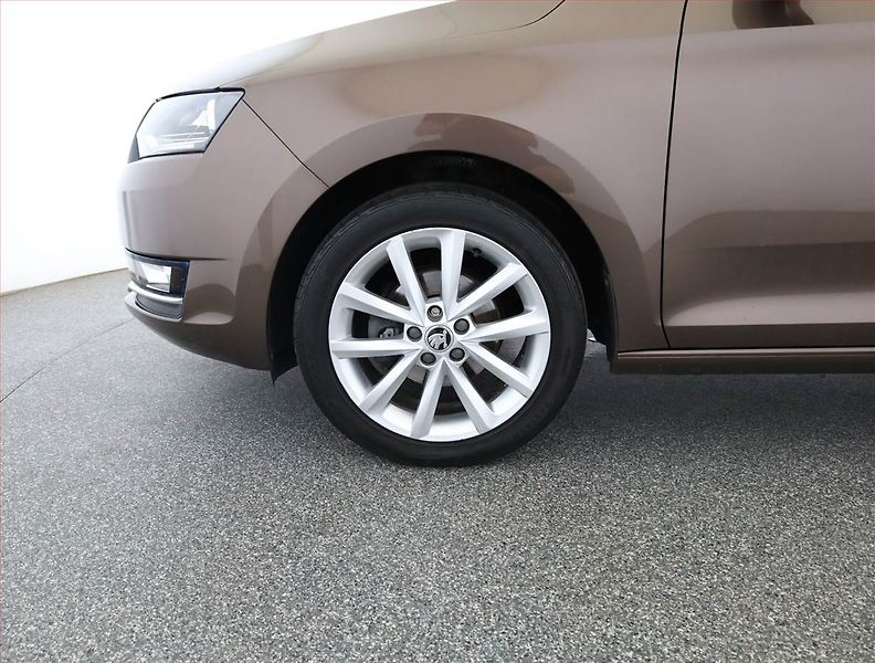 Škoda Rapid (2018) Style Plus 1.0 TSI, ČR,1.maj - fotka 17 z 17
