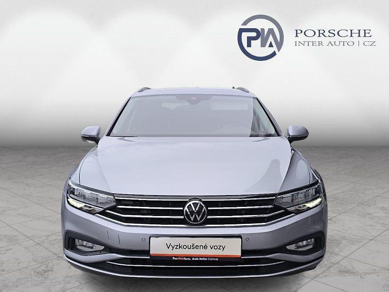 Volkswagen Passat 2.0TDi DSG  Business Premium - fotka 3 z 23