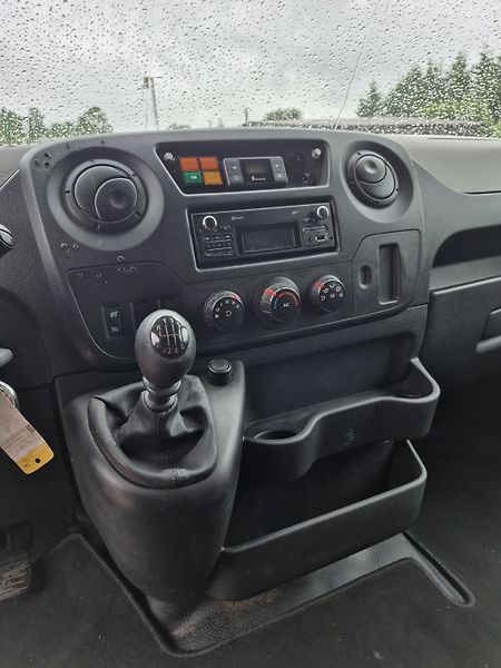 Renault Master (2015) 2.3Dci 135 L2H2 - fotka 14 z 24