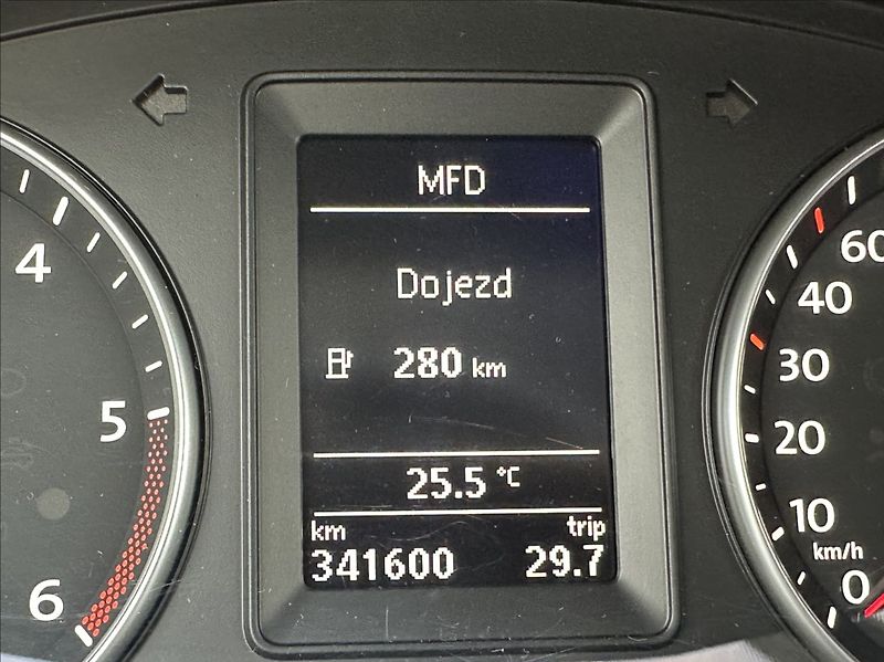 Volkswagen Caddy 2,0 TDI 122PS  Trendline 4x4 - fotka 34 z 47