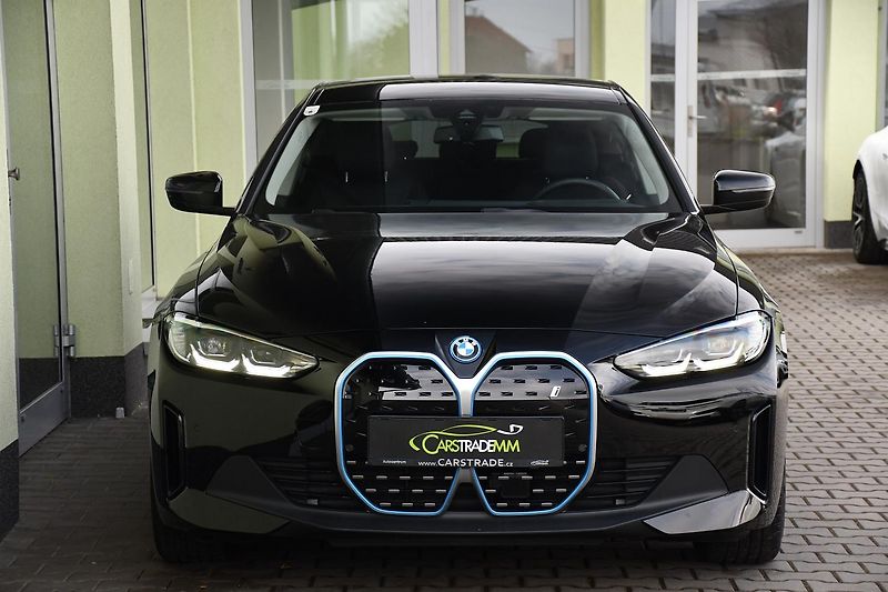 BMW i4 eDrive35 3L-ZÁRUKA  9tis.KM 1M - fotka 9 z 42