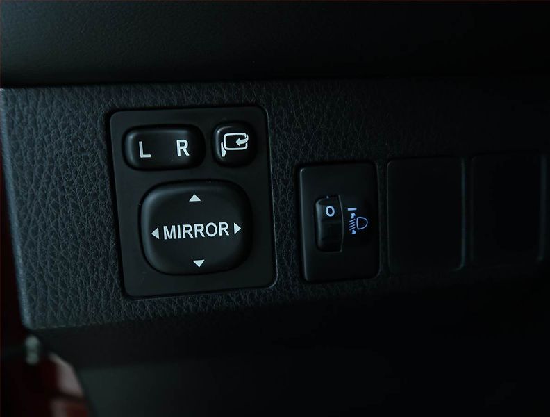 Toyota RAV4 (2016) Active 2.0 D-4D, ČR,1.maj - fotka 17 z 17