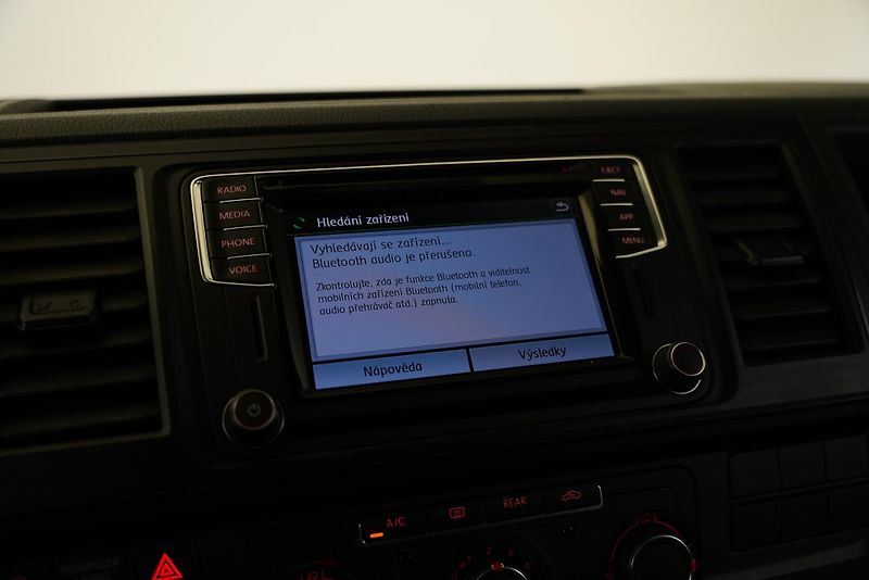 Volkswagen Multivan - fotka 18 z 26