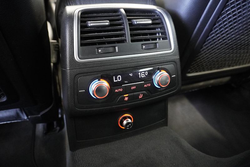 Audi A6 (2014) 3.0 TDI 150kW S-LINE AUTOMAT - fotka 25 z 32