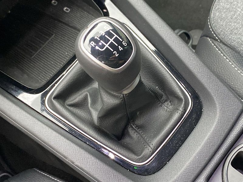 Škoda Octavia (2025) Combi 1.5 TSI SportLine - fotka 20 z 39