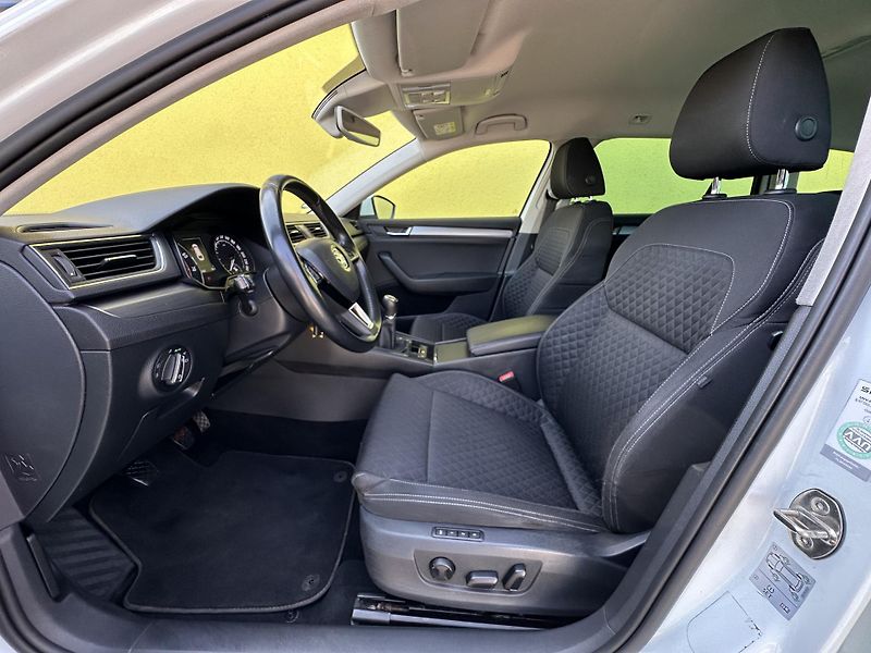 Škoda Superb (2016) 1.8TSI/132kW *STYLE* 1.Maj.  - fotka 7 z 38