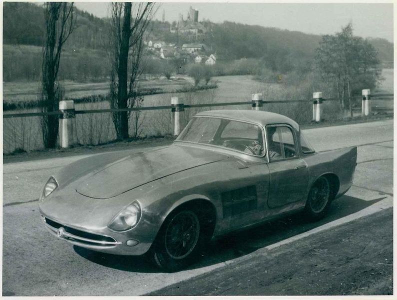 Škoda 1100 OHC Coupé v plné jízdě