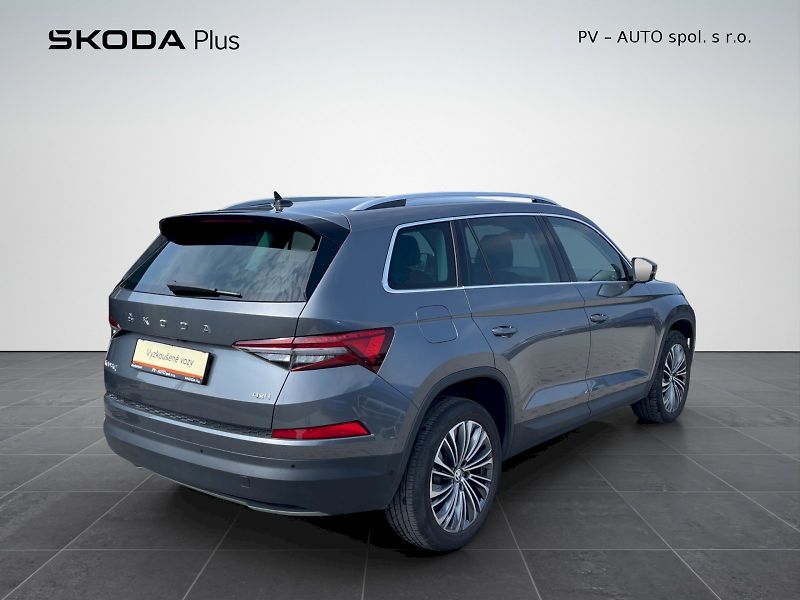 Škoda Kodiaq (2023) 2.0 TDI 147 kW 4x4 DSG Style P - fotka 2 z 35