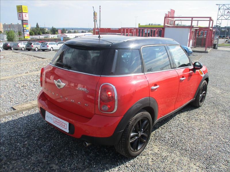 Mini Countryman 1,6 D, aut.klima,serv.kniha, - fotka 8 z 31