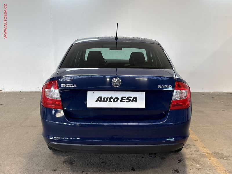 Škoda Rapid (2013) 1.6 TDi, ČR, servis.kniha - fotka 5 z 14