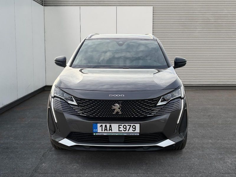 Peugeot 5008 (2023) 1.2PT 96kW CZ DPH - fotka 2 z 11