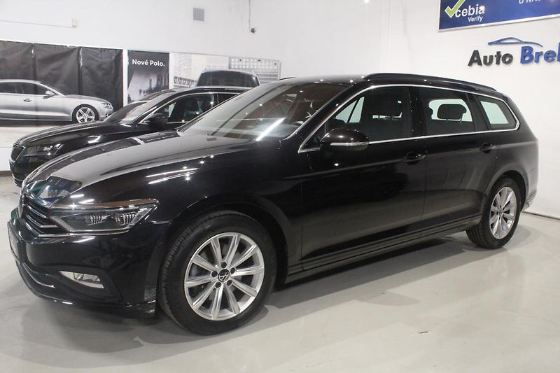 Volkswagen Passat (2020) 2.0TDI DSG Display Matrix - fotka 7 z 36