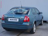 Škoda Octavia (2004) 1.9 TDi, 2.maj, Ambiente, TZ - náhled 6