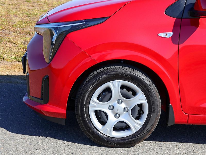 Kia Picanto 1,0 DPi 46kW Comfort CZ 1.Maj - fotka 30 z 37