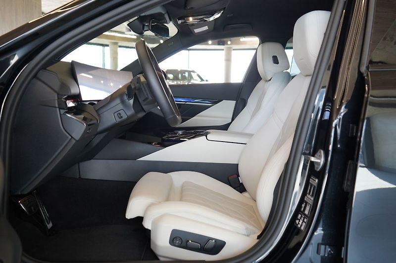 BMW Řada 5 540d xDrive, Bowers, Tažné - fotka 20 z 50